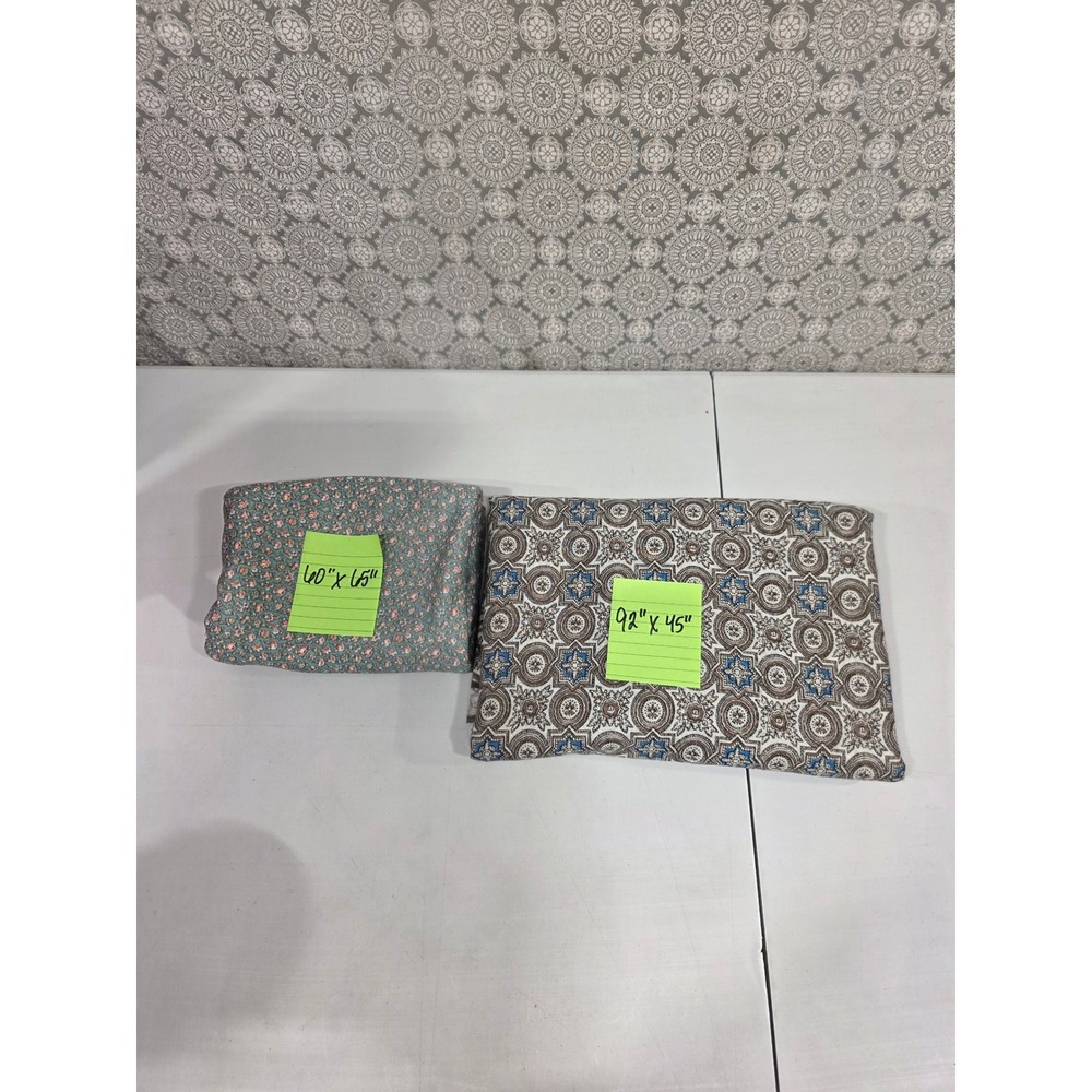 Fabric Lot 60x65 Floral & 92x45 Geometric Sewing Quilting Crafts Supplies‎